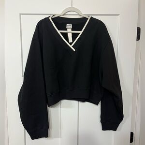 V-Neck PINK Victoria’s Secret Sweatshirt